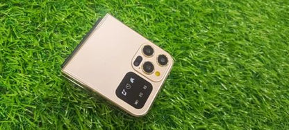 Snexian™ Classic Flip Phone – Retro Vibes. Modern Basics.